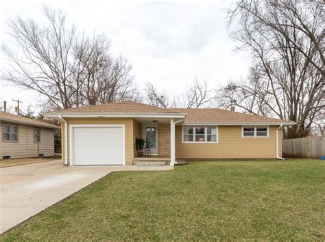 Zillow has 38 photos of this 289,000 4 beds, 4 baths, 2,013 Square Feet single family home located at 2086 Raymond Ave, Salina, KS 67401 built in 1963. . Salina kansas zillow